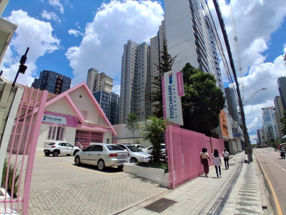 Frischmann Aisengart inaugura espaço de saúde feminina em Curitiba