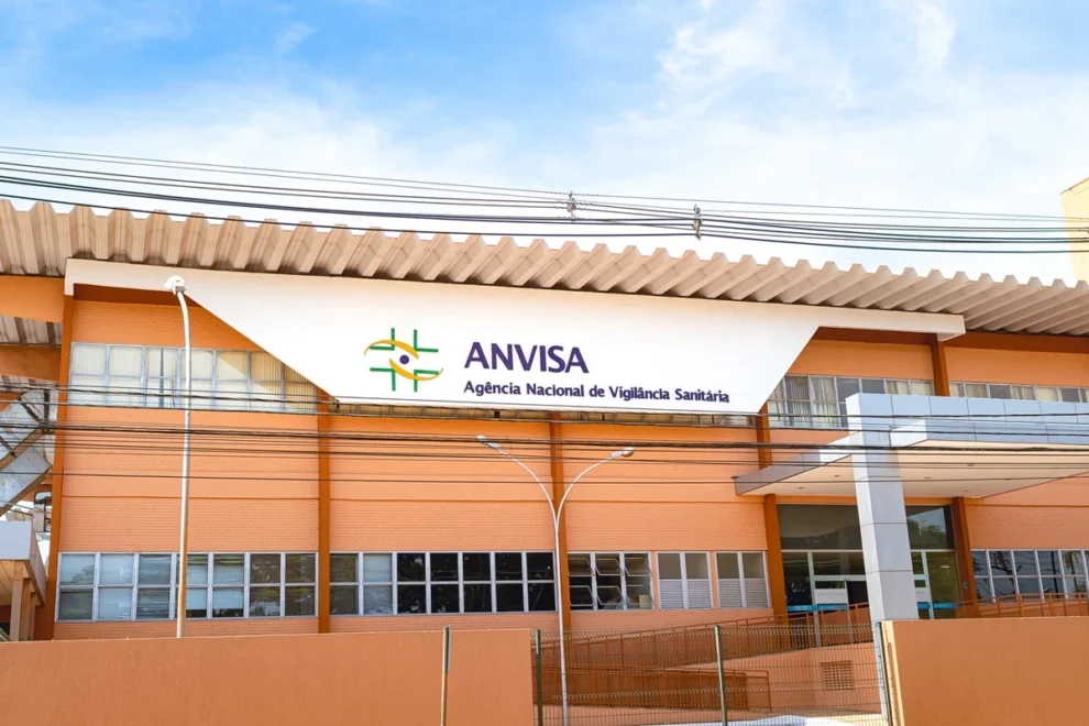 Anvisa aprova remédio VSR para bebês e amplia uso para artrite