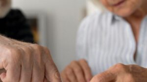 Alzheimer sintomas precoces podem surgir 20 anos antes
