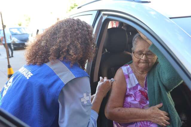 Drive-thru vacina gripe Campo Grande estendido até 24